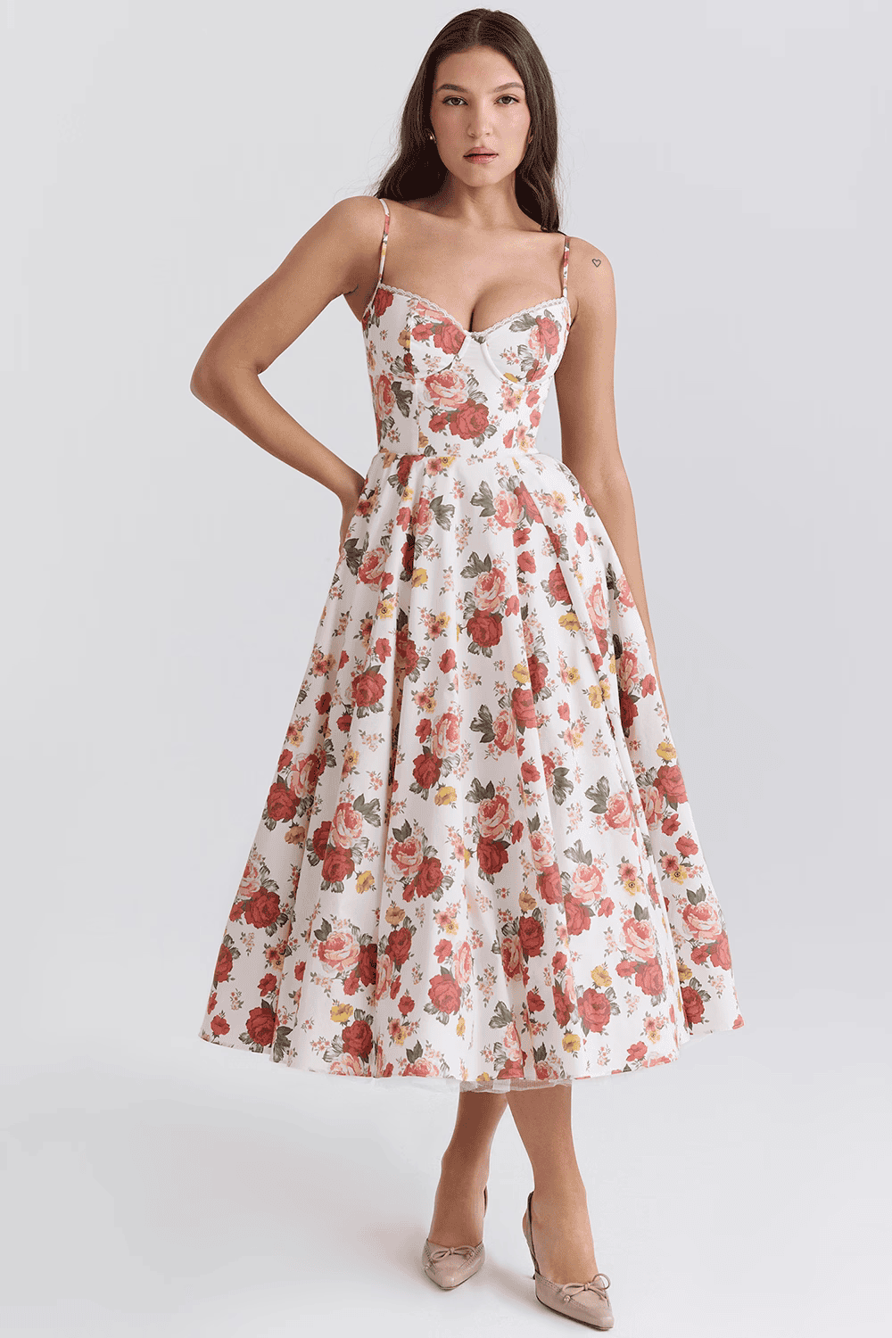 Carmen - Elegancia y Estilo en un Solo Vestido