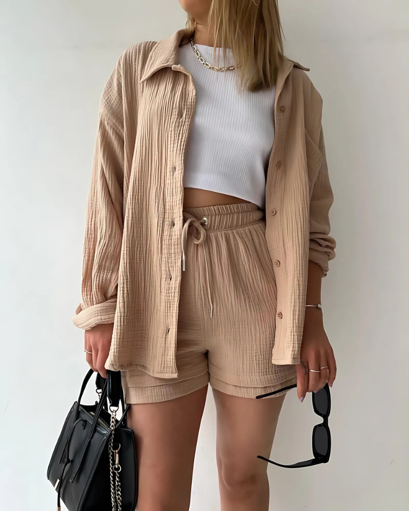 Maylee – Conjunto de camisa abotonada y pantalones cortos con textura