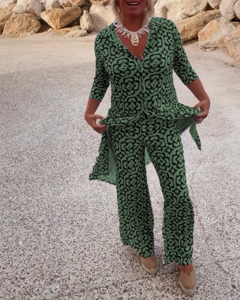 Livia - Conjunto vintage estampado con solapas y botones