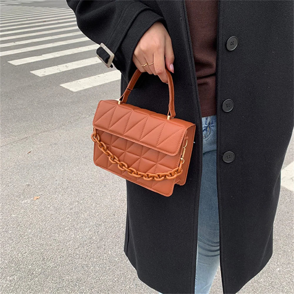 Julia - Bolsa con diseño de piedra